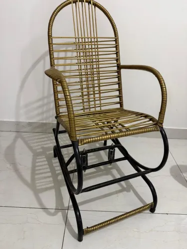 Cadeira de balanço infantil 