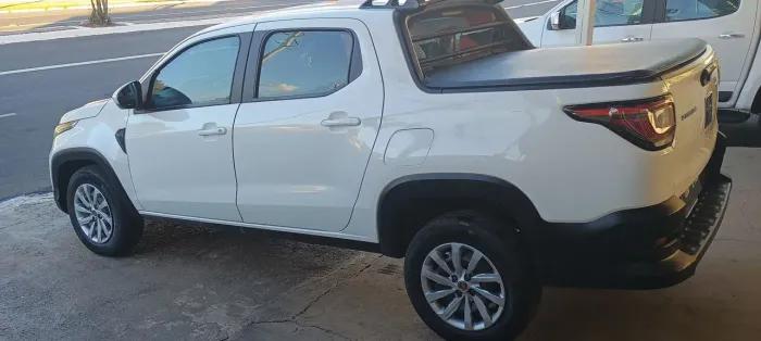 Fiat Strada Endurance 1.4 Flex 8V C 2022