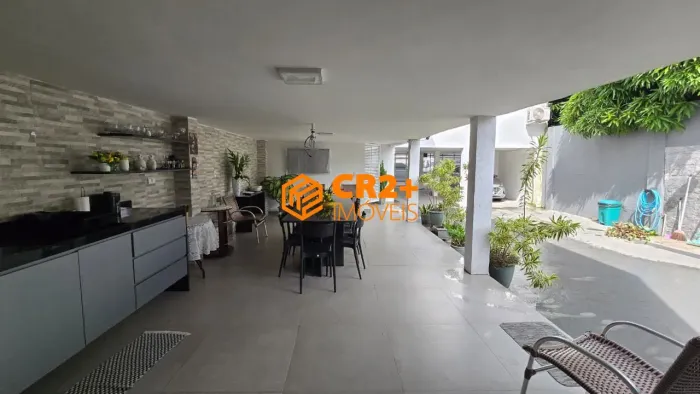 Vendo Casa ne Imbiribeira com 300m²