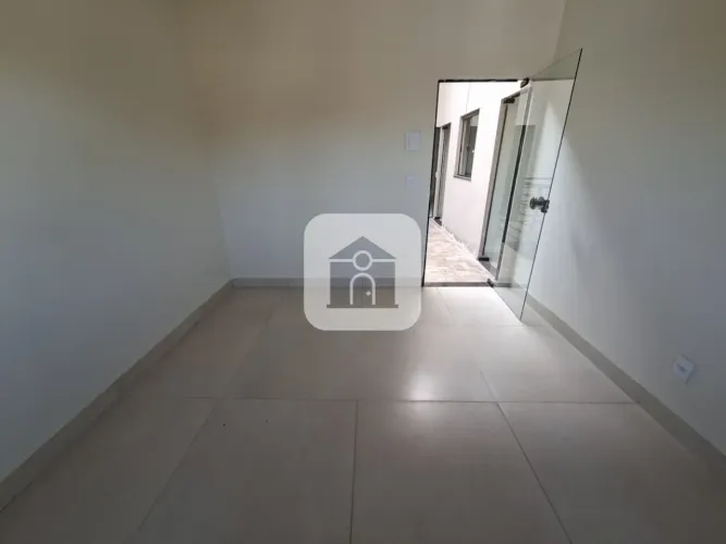 Sala comercial para locação no bairro Saraiva