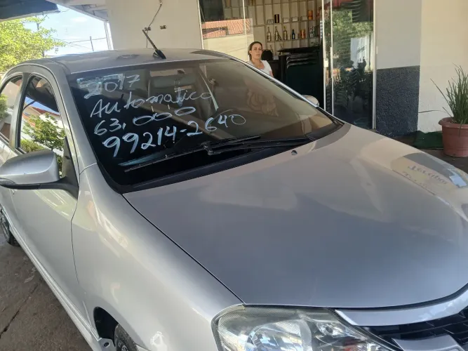Toyota Etios Platinum Sed. 1.5 Flex 16V 4P Aut. 2017