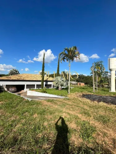 CHÁCARA COMPLETA COM RIACHO, LAZER E CASA NOVA CRISTIANÓPOLIS (GO)