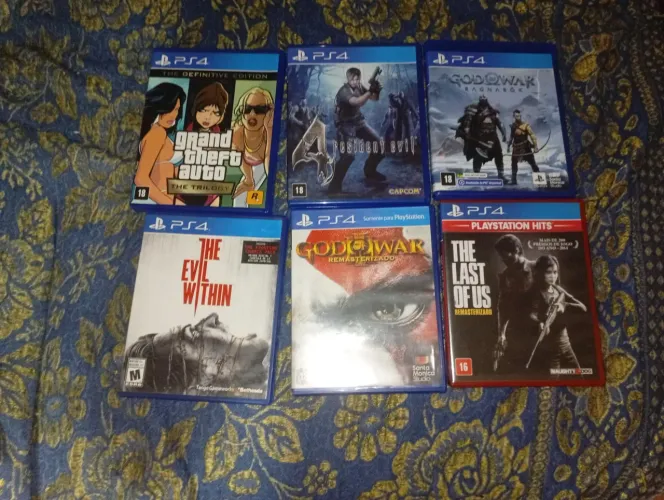 VENDO JOGOS DE PS4 SEMI NOVOS CADA JOGO TEM SEU VALOR