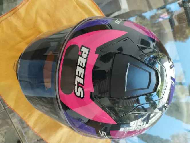 Capacete novo