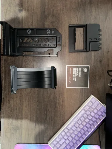 Cooler Master Vertical Graphics Card Holder Kit V3