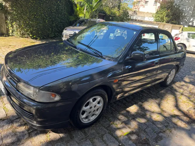 Mitsubishi Lancer GLX 1995