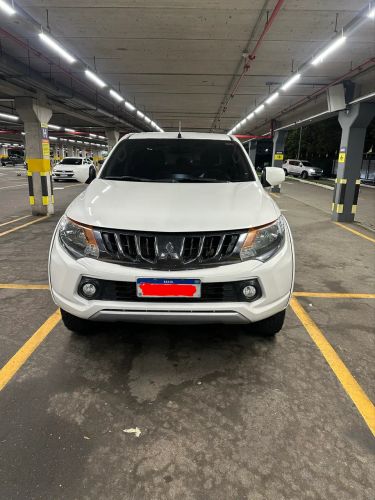 Imagem de Mitsubishi L200 Triton Sport GLS 2.4 CD Diesel Aut. 2023