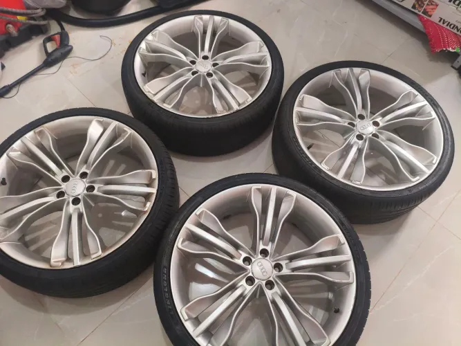 Rodas aro 20 modelo audi pneus bons