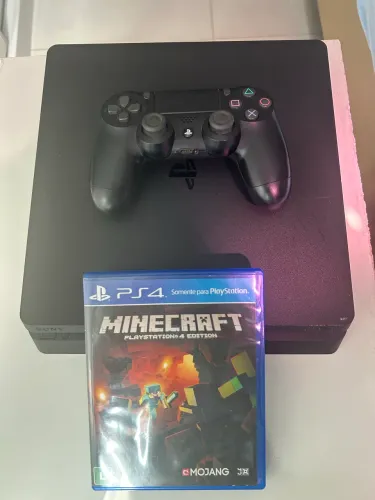 PlayStation 4 Slim 500gb com controle original + Minecraft de brinde