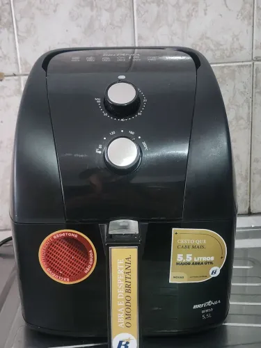 Air fryer Britânia
