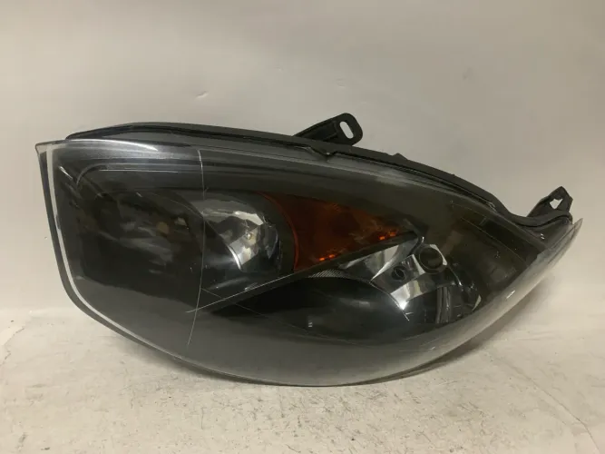 Farol Fiesta Mascara negra 11á 14  lado esquerdo motorista 