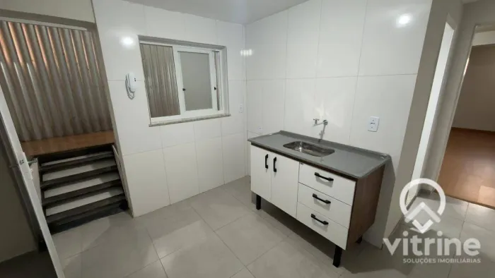 Apartamento com 1 quarto para alugar, 50 m² por R$ 1.117/mês - Olaria - Nova Friburgo/RJ