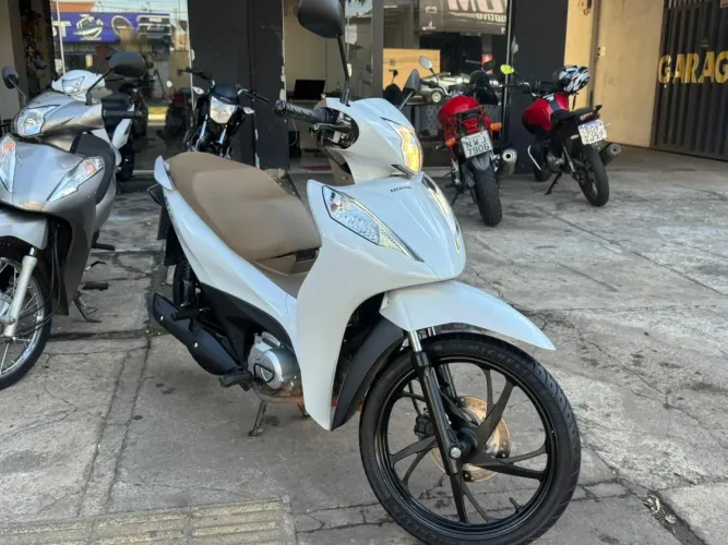 HONDA BIZ 125 EX 2025/2025 | MOTO BRANCA E BEGE