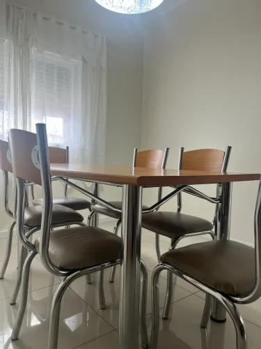 Mesa de Jantar com 6 Cadeiras