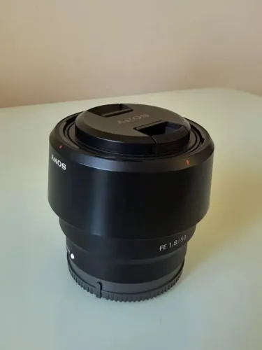 Sony 50mm F1.8 FE - Full frame