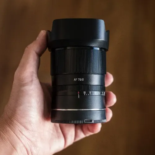 Lente TTartisan 75mm F/2 Auto Foco Para Nikon Z Full Frame