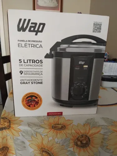 Panela de pressão elétrica