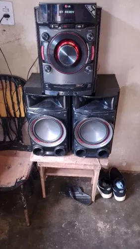 Caixa de som LG