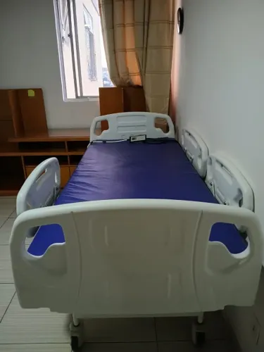 Cama de hospital elétrica