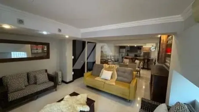 Duplex com 4 Quartos a Venda Centro - Florianópolis