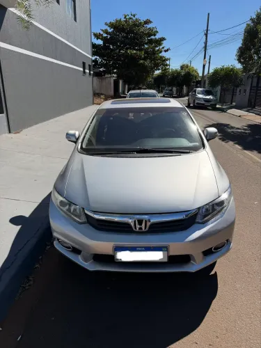 Honda Civic Sedan EXS 1.8/1.8 Flex 16V Aut. 4P 2013