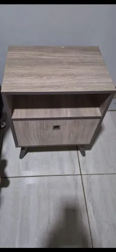 Mesa de cabeceira