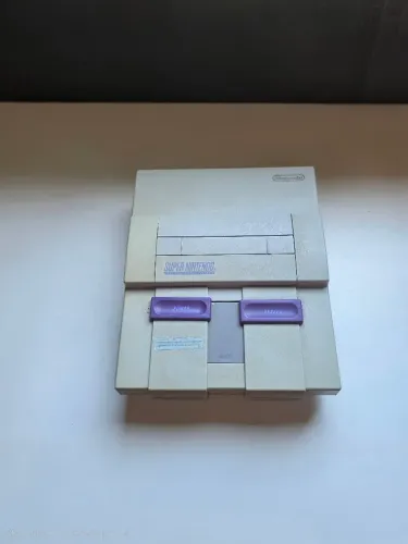 SUPER NINTENDO + 2 CONTROLES + 2 CARTUCHOS