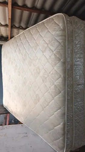 Cama box casal molas PELMEX ( entrego hoje ) 300 reais