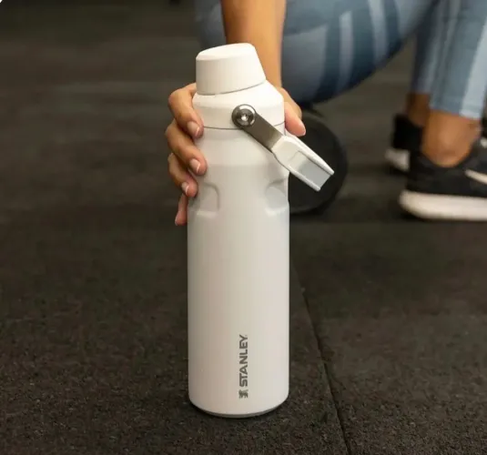 Garrafa de água STANLEY fast flow 1.1L