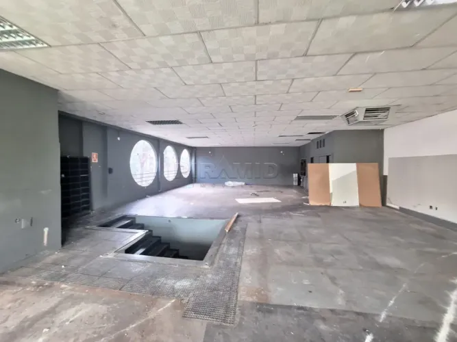Salão comercial parte superior com 220m², bairro Jardim Botânico, Zona Sul em Ribeirão Pre