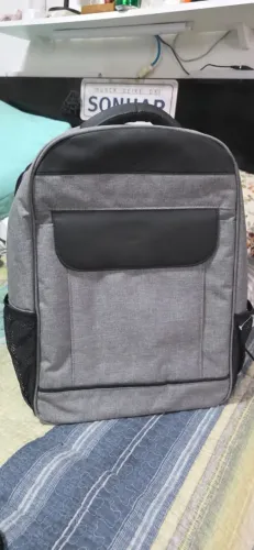 Mochila Cinza em Poliéster grande com divisórias