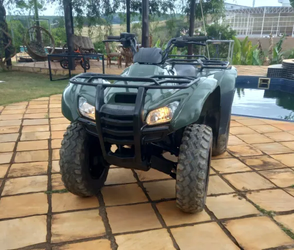 Quadriciclo honda fourtrax 4x4 420cc 