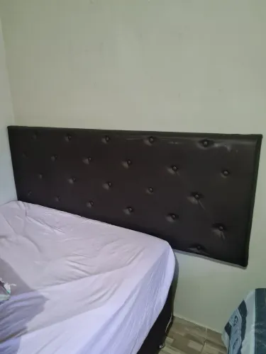 VENDO Cabeceira para cama QUEEN SIZE  Cor: Marrom escuro. 
