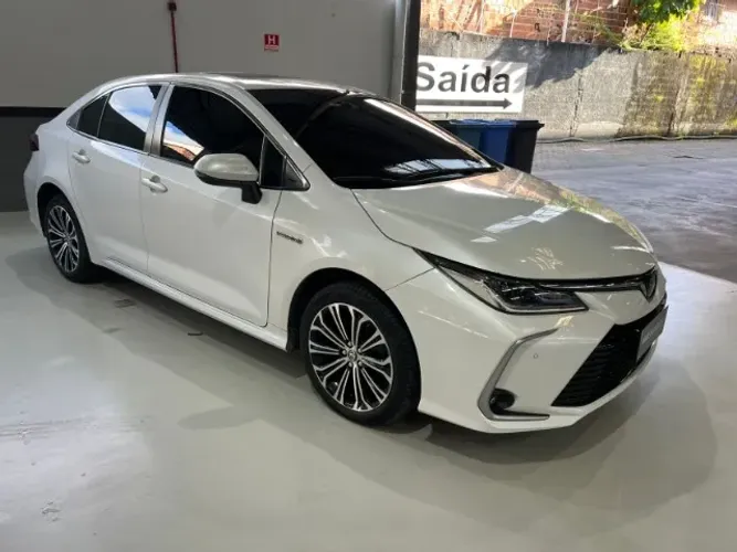 Toyota Corolla Altis Prem. Hybrid 1.8 Flex AUT 2022