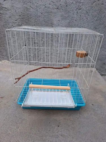 Vende-se Gaiola para pássaros
