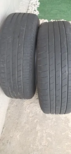 Vendo Pneus 205 55 17