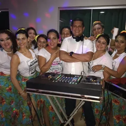 DJ PARA FESTAS E EVENTOS