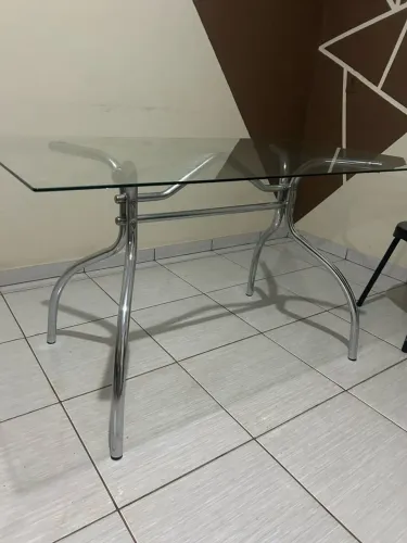 Mesa de vidro 4 lugares