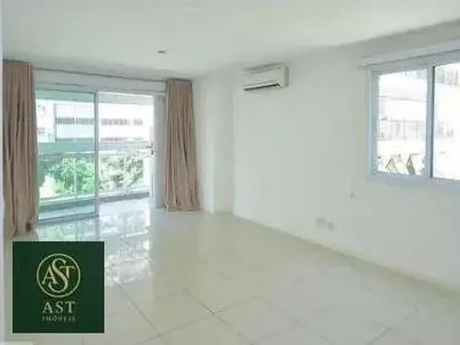 AST IMÓVEIS VENDE apartamento de 3 quartos sendo 2 suítes, varanda, 2 vagas de garagem no
