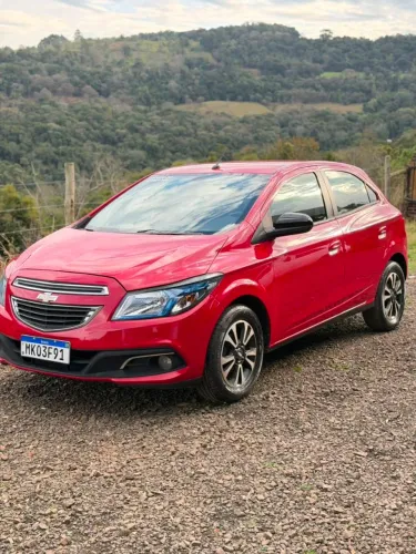 Chevrolet Onix Hatch LTZ 1.4 8V Flex Power Mec. 4P 2013