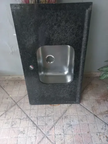 Bancada com cuba inox