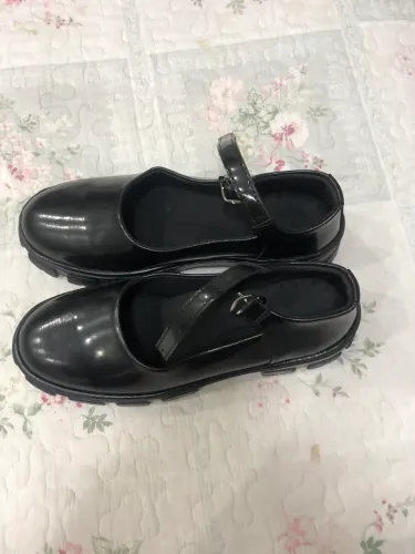 Sapato Mary Jane nunca usado preto verniz
