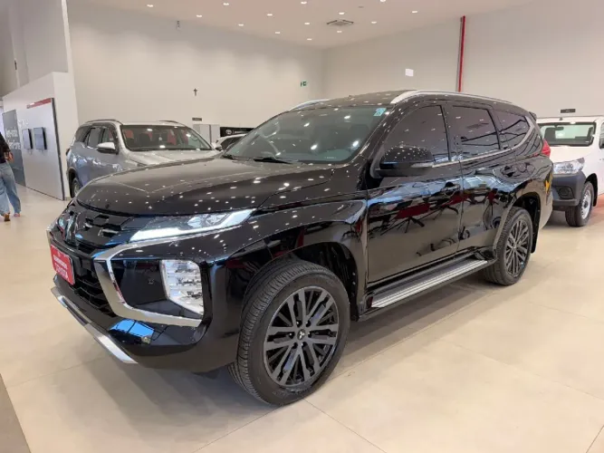 Mitsubishi Pajero Sport Legend Black 2.4 4X4 (die) Aut. 2025