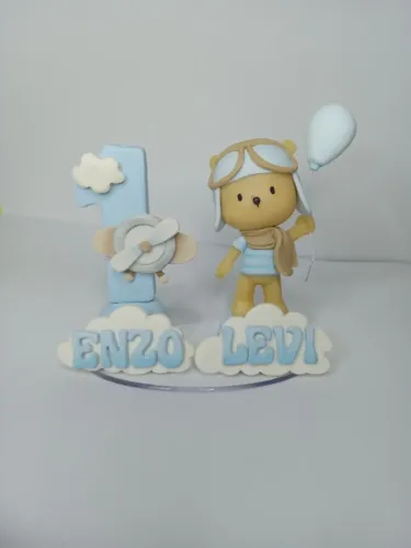 Vela de aniversário e lembrancinhas