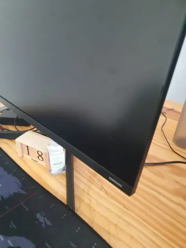 Monitor Gamer Samsung 24" Essential S3