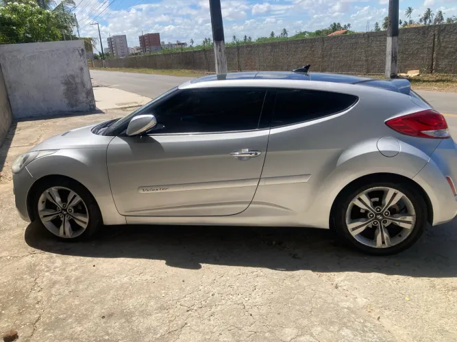 Hyundai Veloster 1.6 16V 140cv Aut. 2013