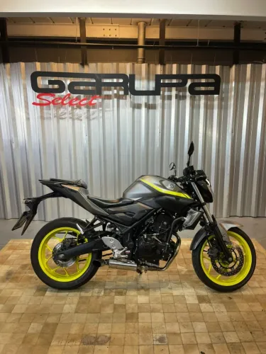 ? YAMAHA MT-03 ABS 2019 ?