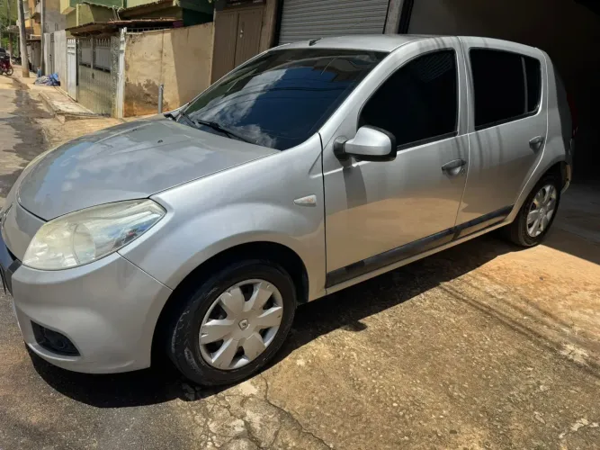 Renault Sandero Expression Hi-flex 1.6 8V 5P 2013