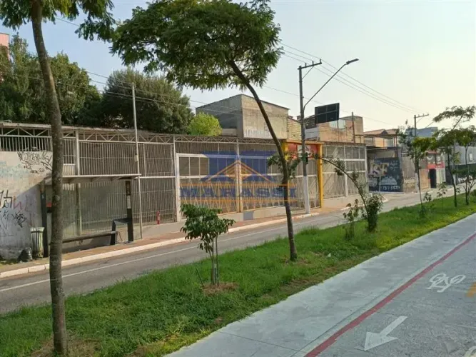 Salão comercial com 270 metros quadrados em Vila Divina Pastora - São Paulo - SP