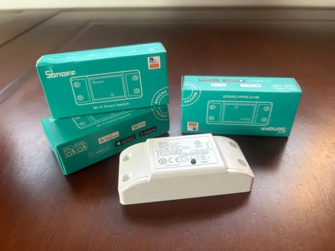 Vendo Interruptor Inteligente Sonoff BASICR4 (Wi-Fi Smart Switch)